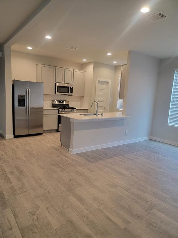 Building Photo - 2615 Village Side Trl