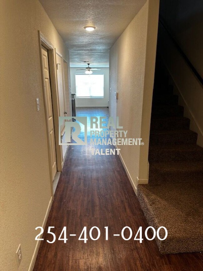 Building Photo - Deal Alert 3-Bedroom, 2.5-Bathroom Duplex ...