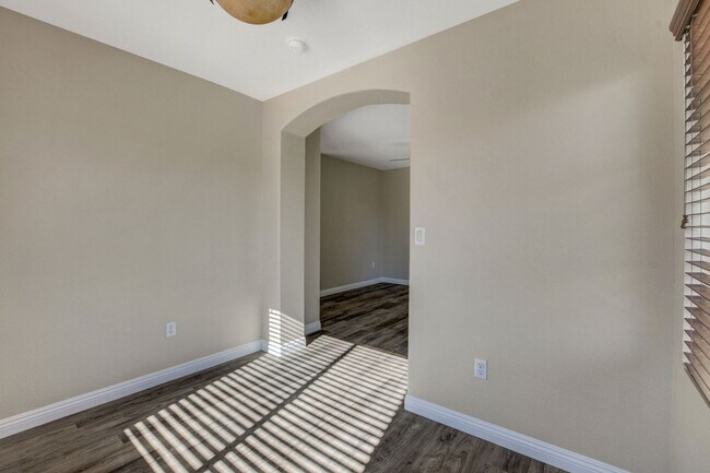 Building Photo - 7465 Poppy Hills Ct