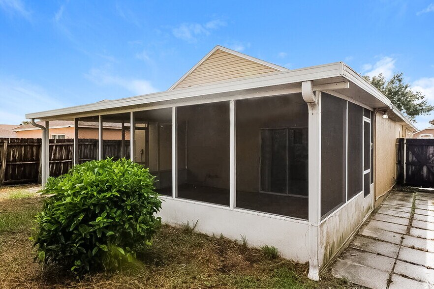 Building Photo - 417 Delicata Dr