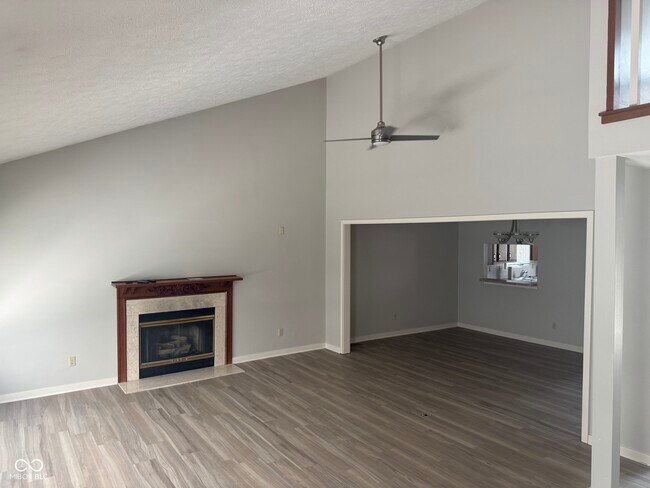 Building Photo - 329 Sandbrook Dr