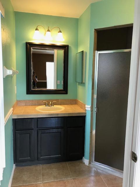 Building Photo - 13932 Huntwick Dr