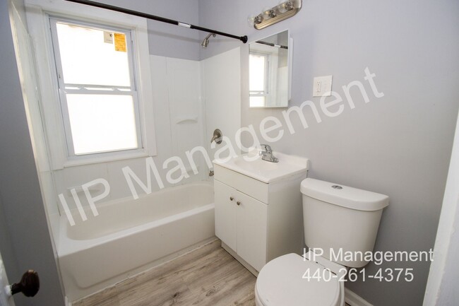 Building Photo - 3589 Chelton Rd