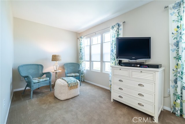 Building Photo - 1556 Hyannis Ln