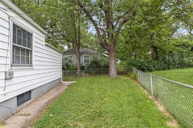 Building Photo - 1119 Laire Dr
