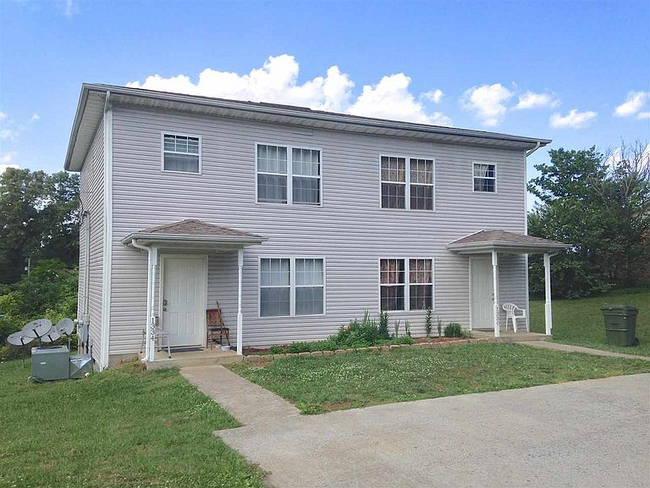 Primary Photo - 1334 Taft St