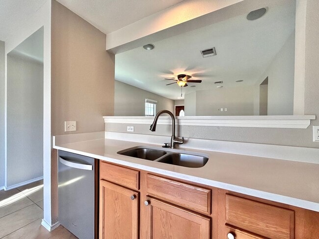 Building Photo - Charming 3-Bed Georgetown Home Near Downtown & Parks