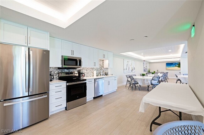 Building Photo - 25710 Hickory Blvd