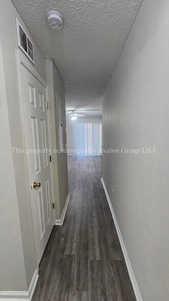 Building Photo - 4262 Polo Ct