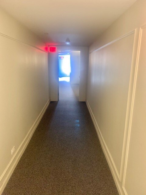 Building Photo - 5201 Carriage Way Dr