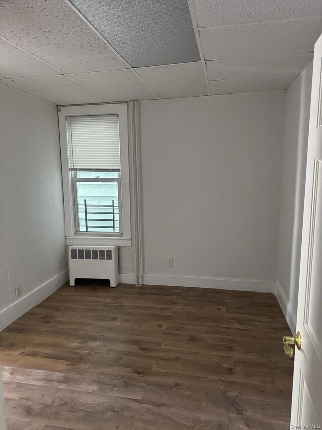 Building Photo - 141 Voss Ave