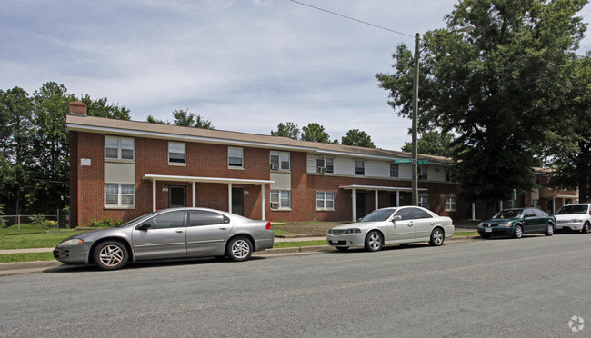 Primary Photo - Mosby Court
