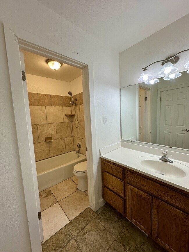Building Photo - 9967 Electra Ln