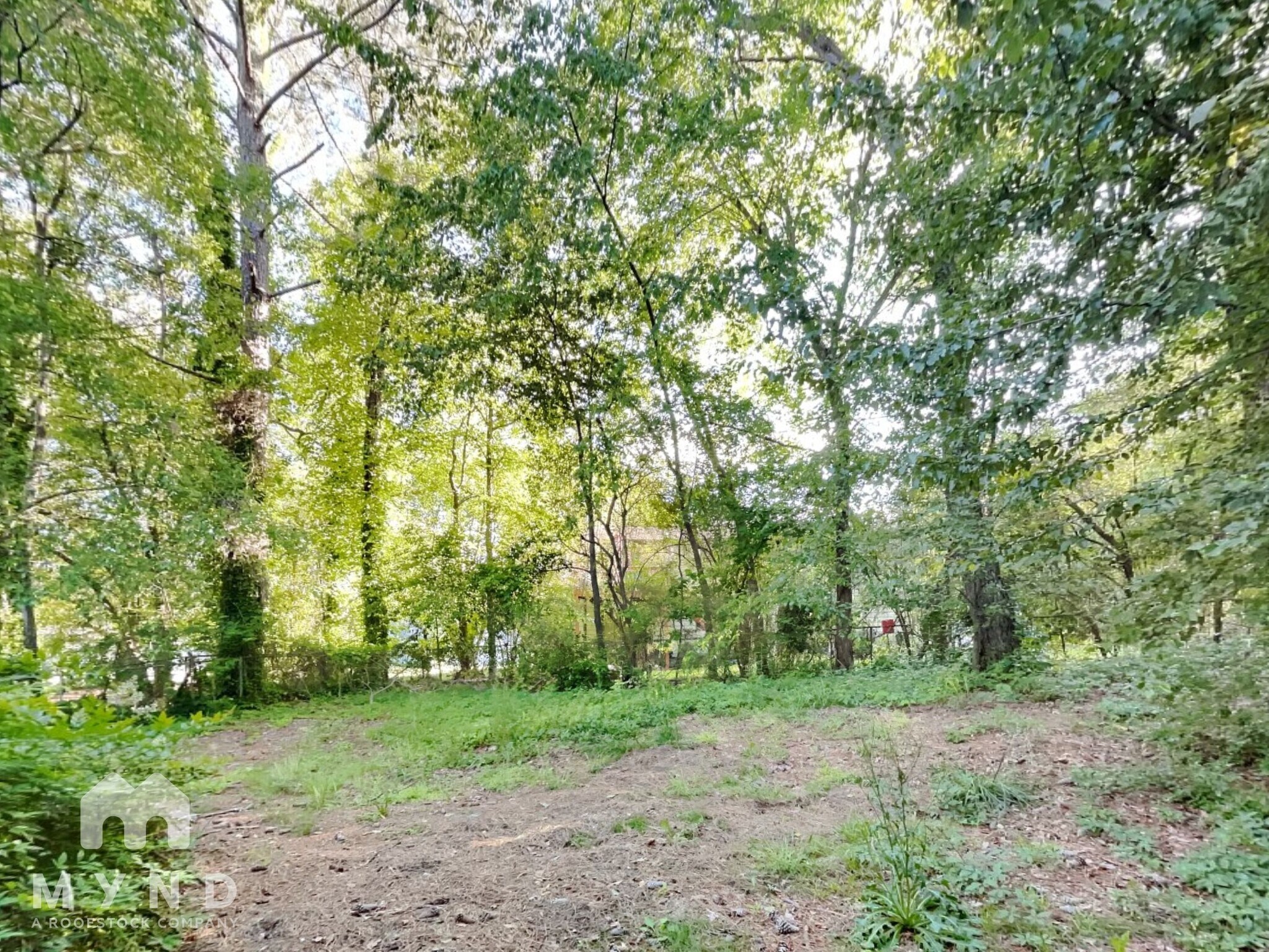 Building Photo - 3047 Brook Hollow Dr