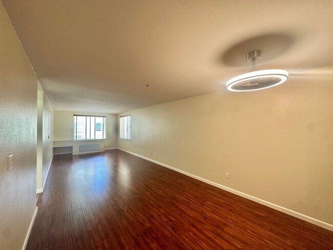 Building Photo - Little Italy Condo Steps From Waterfront P...