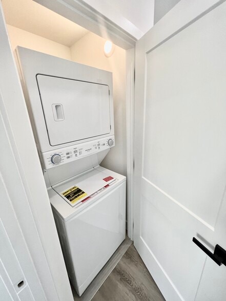 Building Photo - 1843 Hartranft St