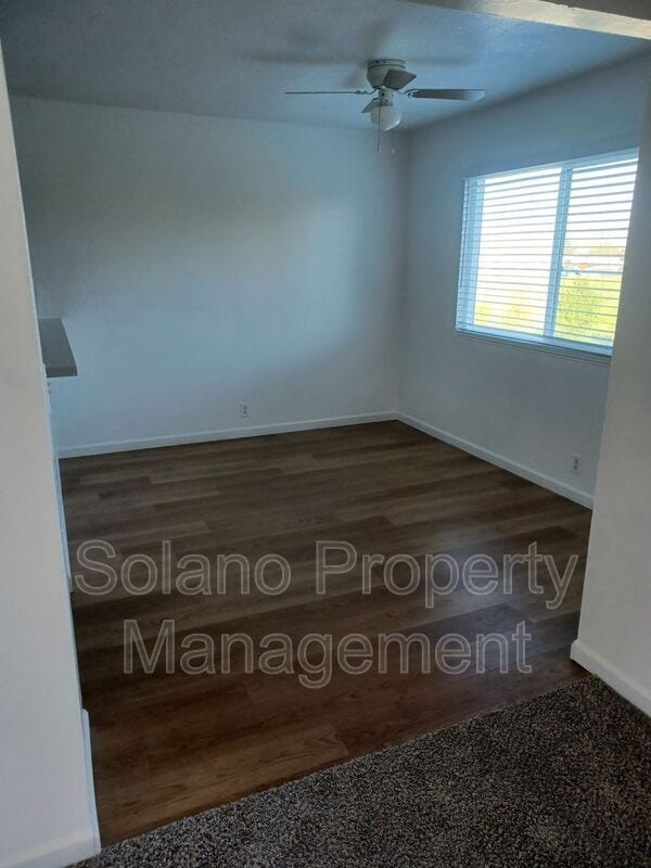 Building Photo - 766 E Tabor Ave