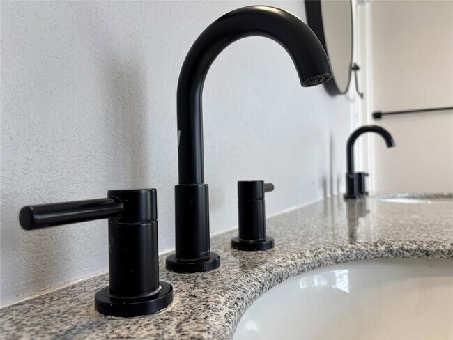 Building Photo - 7525 Windrush Dr