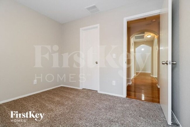 Building Photo - 14828 W Riviera Dr