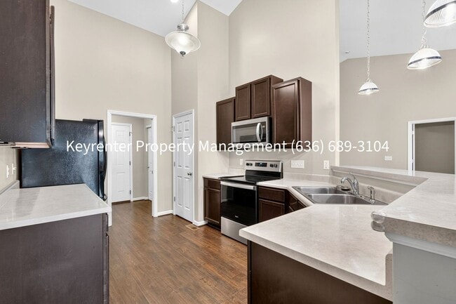 Building Photo - Modern Ranch Retreat – 4BR/3BA in Saint Charles!