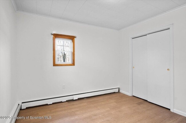 Building Photo - 134 Lampman St