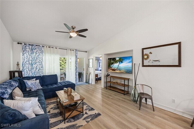 Building Photo - 640 Luisa Ln