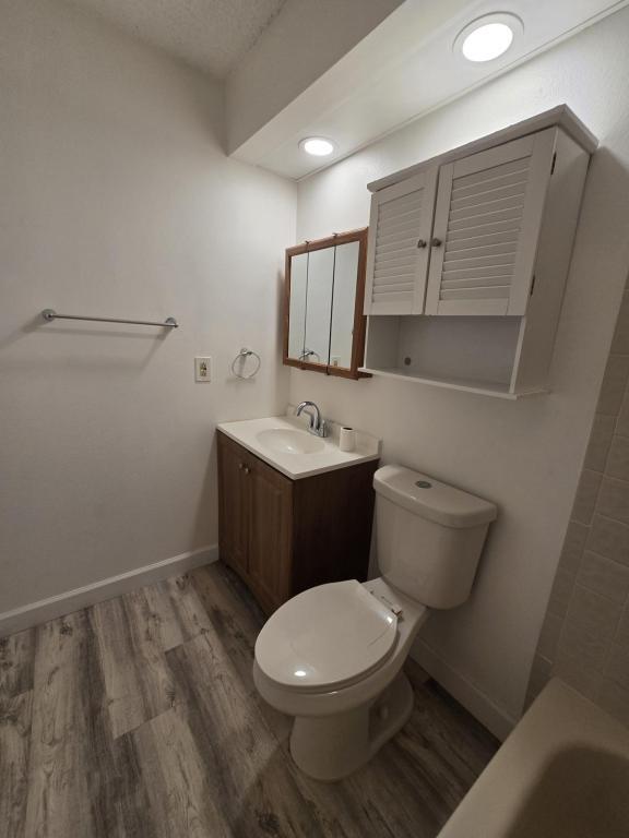 Building Photo - 9418 Nakoma Way