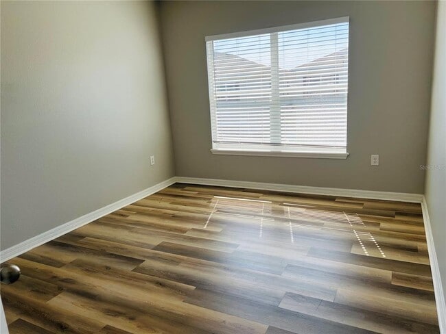 Building Photo - 6562 S Goldenrod Rd