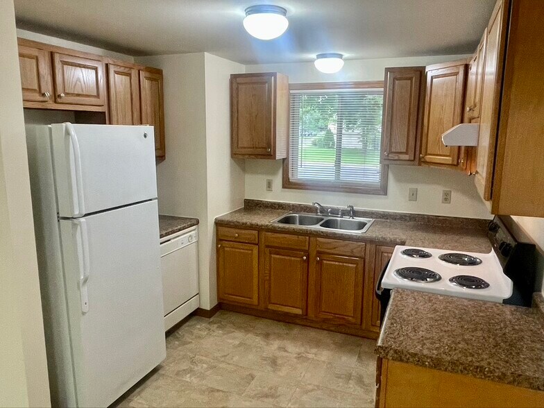 Building Photo - 2065 Emery Ct