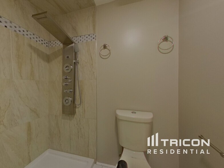 Building Photo - 4859 Orange Grove Way