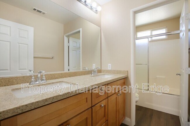 Building Photo - 34175 San Sebastian Ave