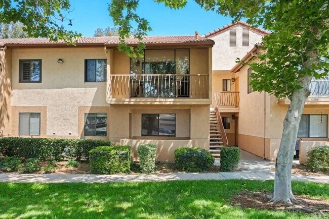 Primary Photo - Conveniently Located - Available Immediately!