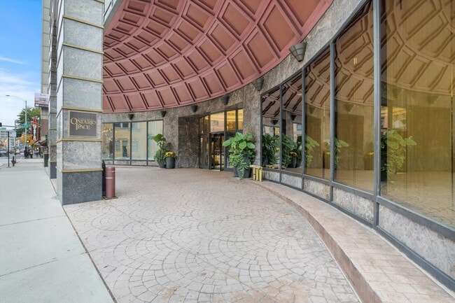 Building Photo - 10 E Ontario St