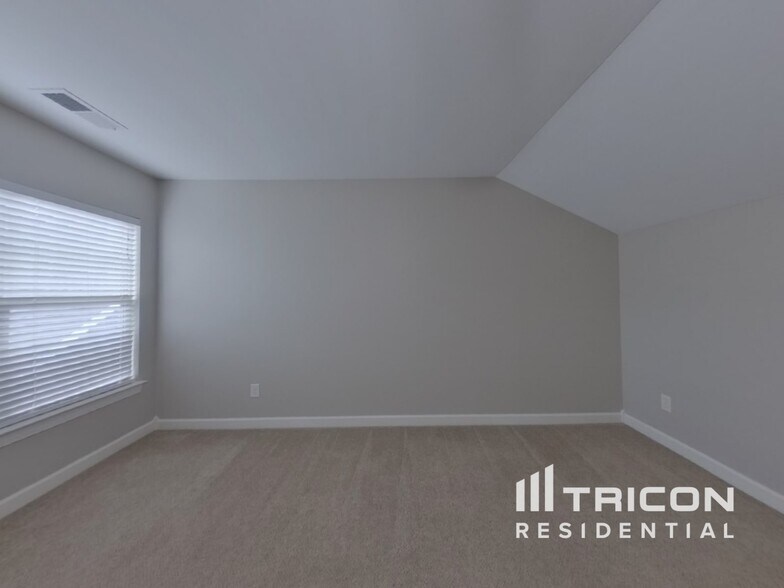 Building Photo - 4223 Patriots Hill Rd