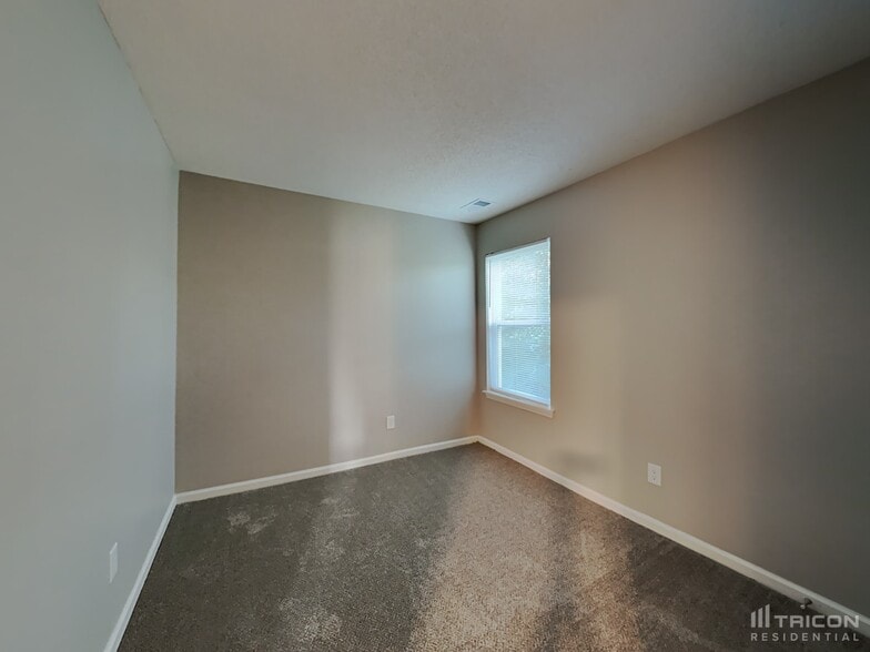 Building Photo - 13200 Lampmeade Ln