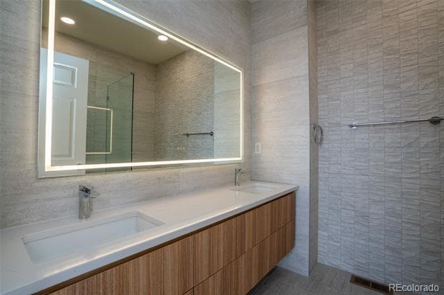 Building Photo - 5477 Zephyr Ct
