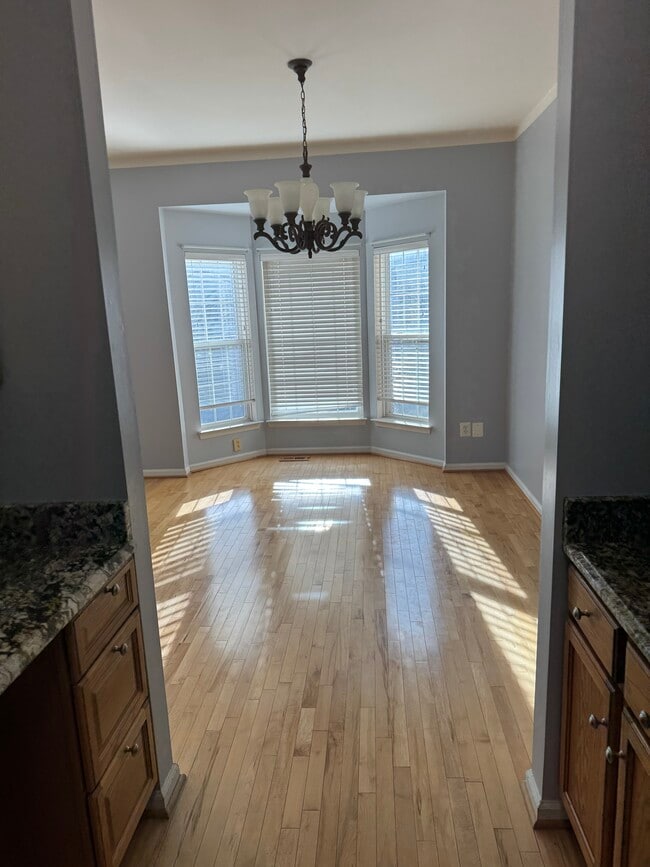 Building Photo - 45812 Matador Terrace