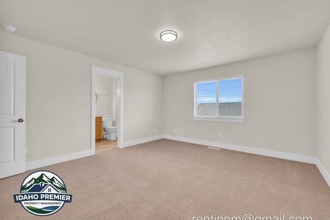 Building Photo - 11232 W Springgold Dr