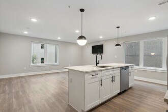 Building Photo - 1511 N 17th St