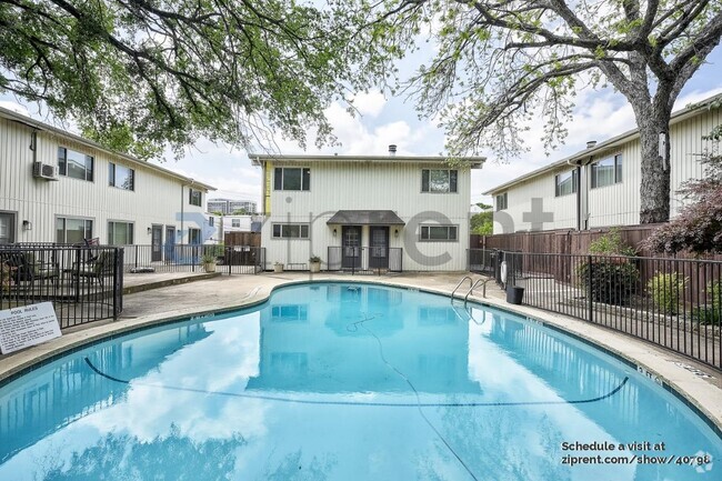 Building Photo - 4039 Cole Ave