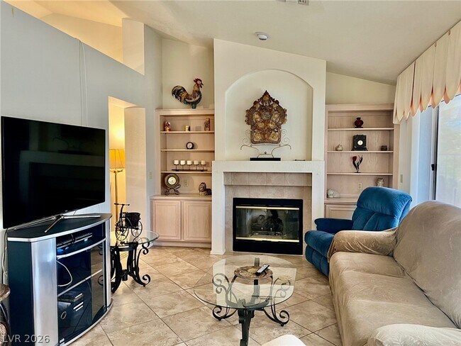 Building Photo - 2404 Floyd Ct