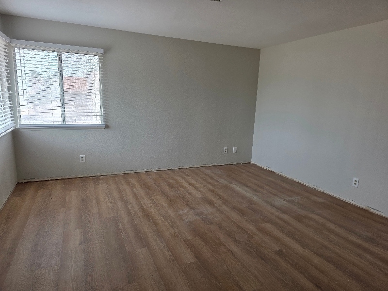 Building Photo - 1834 Escondido Terrace