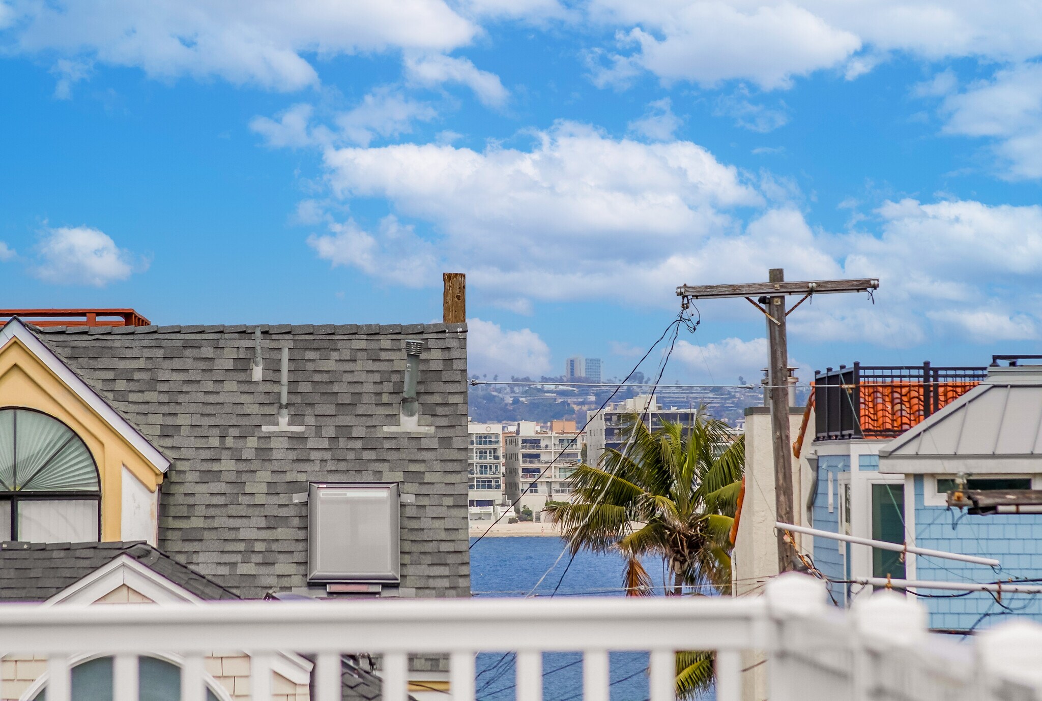 Building Photo - 735 Whiting Ct