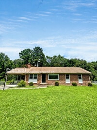 Building Photo - 8064 Lynmar Ln