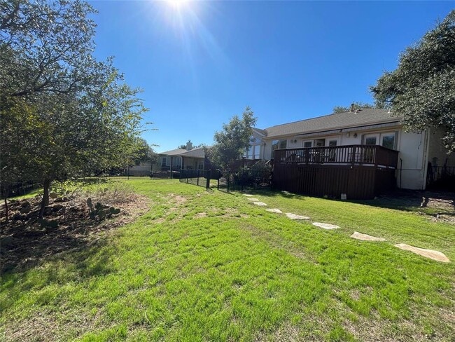 Building Photo - 20603 Highland Lake Loop