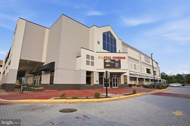 Building Photo - 12109 Wedgeway Ct