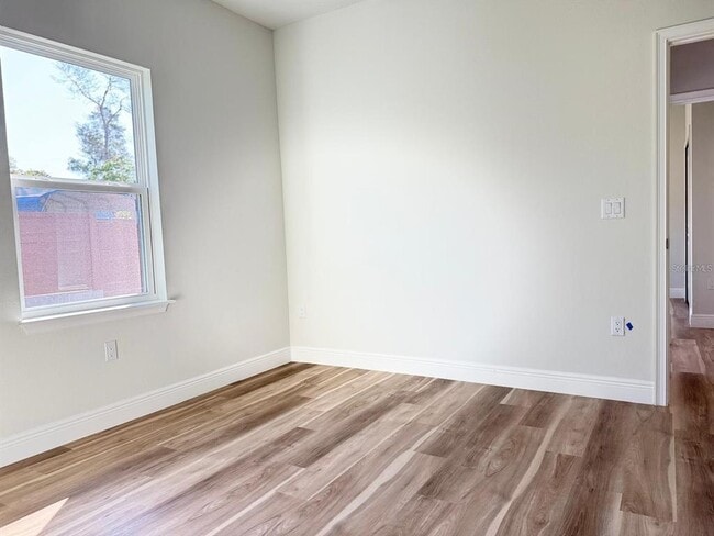 Building Photo - 2336 SW 168th Loop