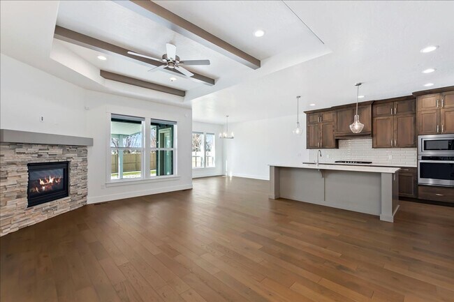 Building Photo - 4 Bedroom, 2 Bath home in Beautiful Meridian with SO MANY upgrades and perks throughout!  You don...