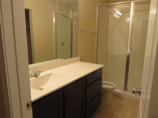 Building Photo - 505 Pinnacle Dr
