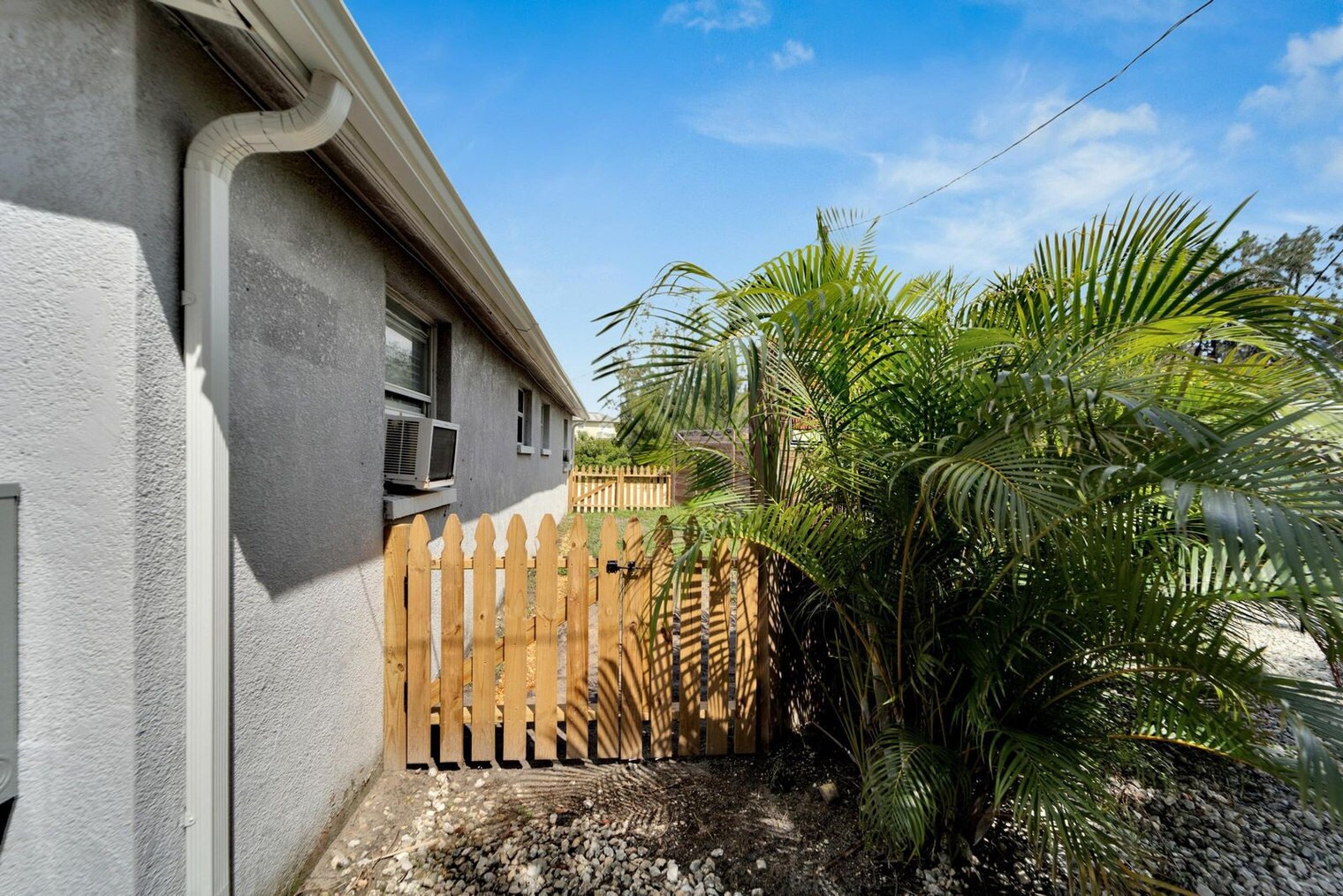 Building Photo - 8818 Rocky Creek Dr